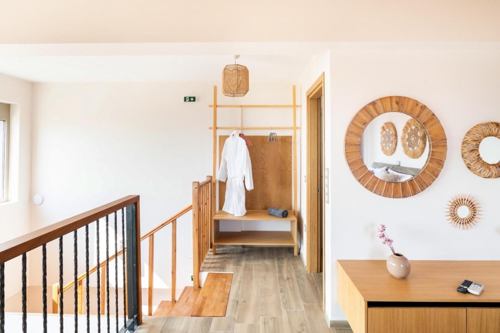 Petradi Suites Каламата Экстерьер фото