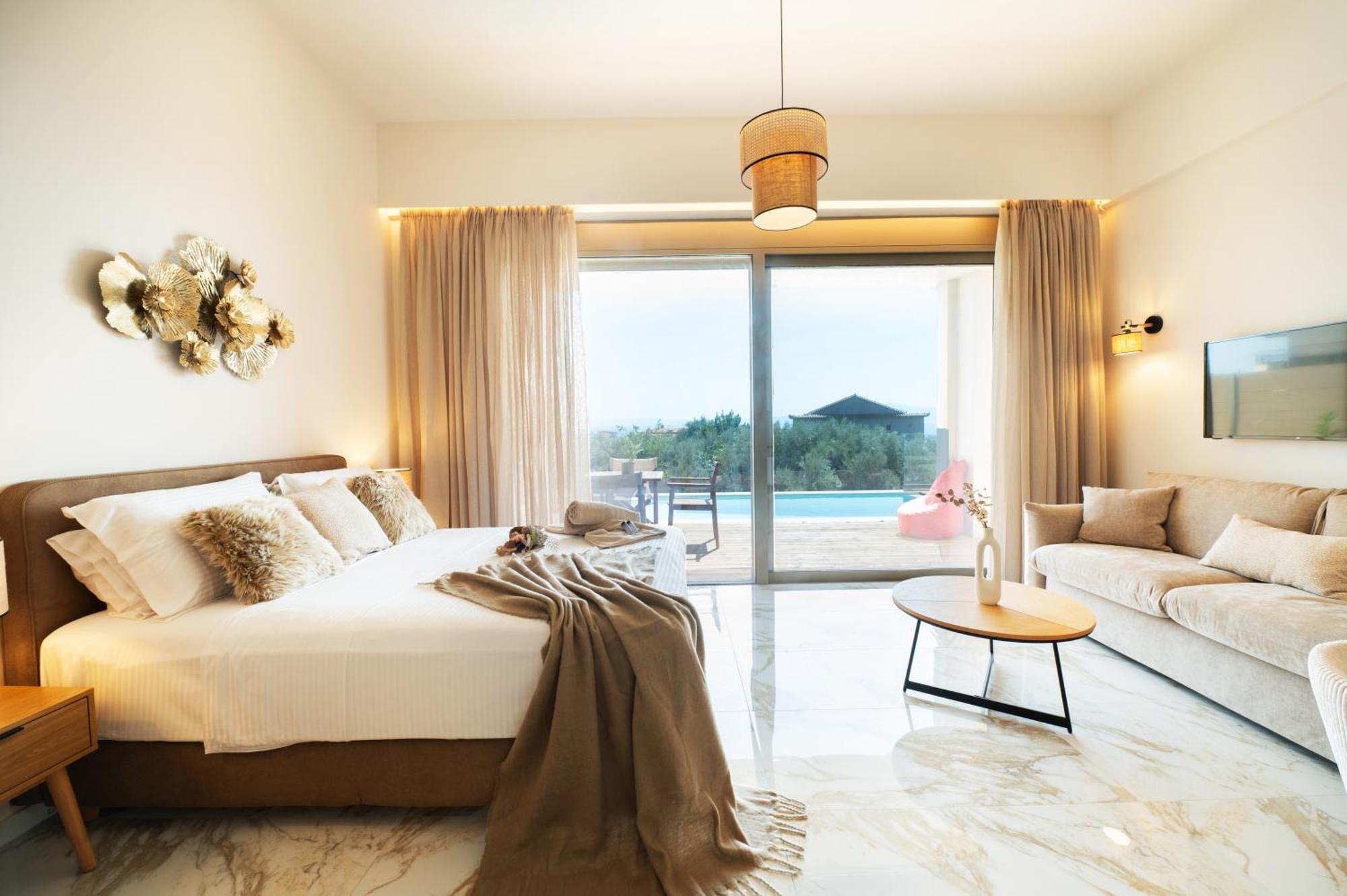 Petradi Suites Каламата Экстерьер фото